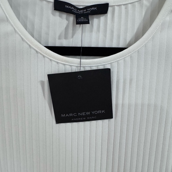 Marc New York White sleeveless blouse size Medium - Picture 3 of 3